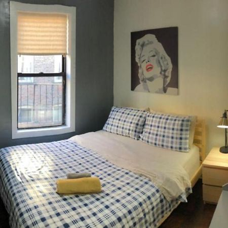 Private Room In A Shared Apartment 15 Minutes To Times Square! ニューヨーク エクステリア 写真