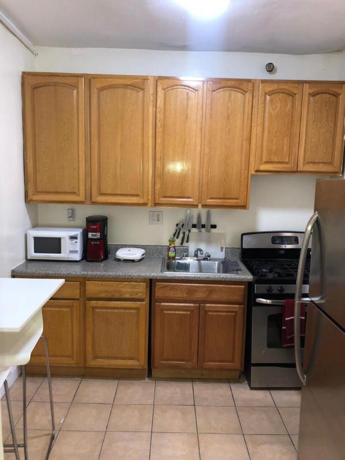 Private Room In A Shared Apartment 15 Minutes To Times Square! ニューヨーク エクステリア 写真