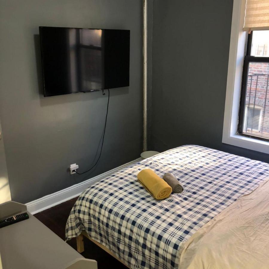 Private Room In A Shared Apartment 15 Minutes To Times Square! ニューヨーク エクステリア 写真