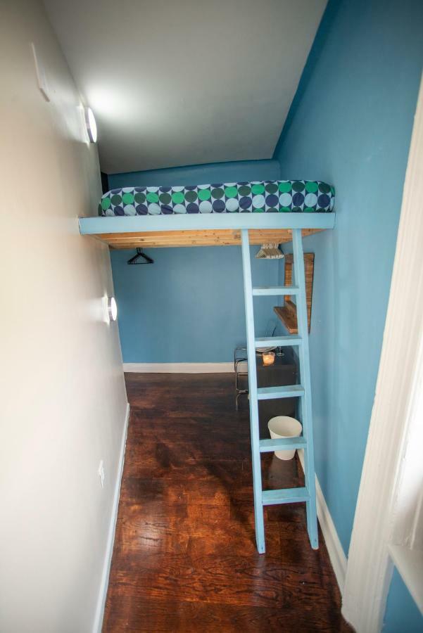 Private Room In A Shared Apartment 15 Minutes To Times Square! ニューヨーク エクステリア 写真
