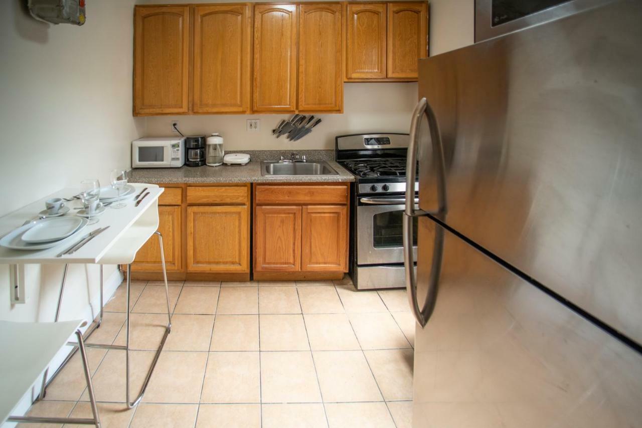 Private Room In A Shared Apartment 15 Minutes To Times Square! ニューヨーク エクステリア 写真